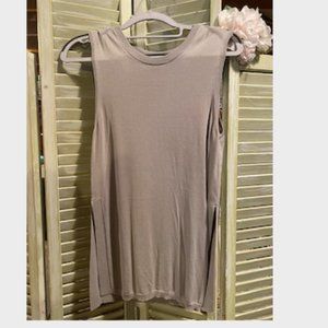 ARITZIA (WILFRED) Side Split Palmier Tank